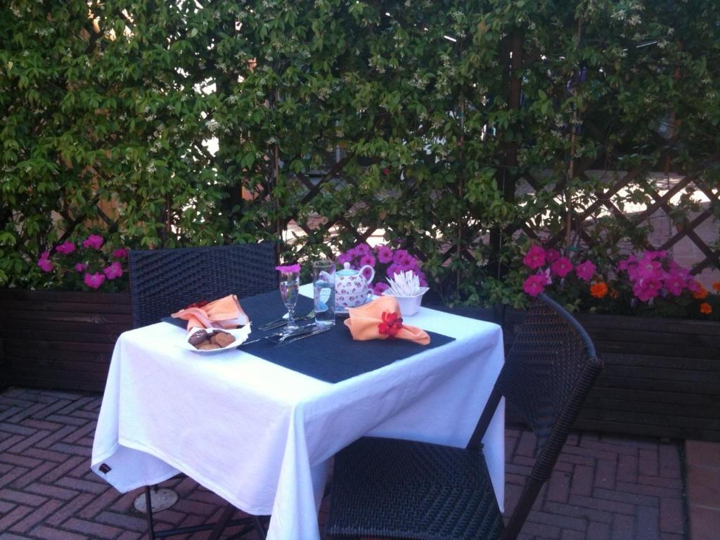 Hotel Le Corti Pitstop Ferrara Zewnętrze zdjęcie